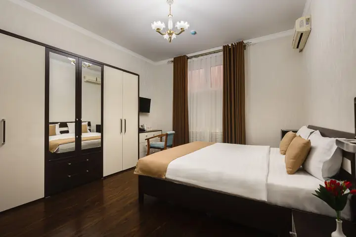 Делюкс — двухместный номер — Shoxjahon Hotel, 14