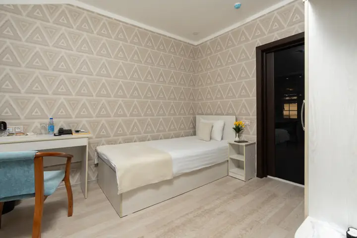 Bir kishilik xona — Shoxjahon Hotel, 8