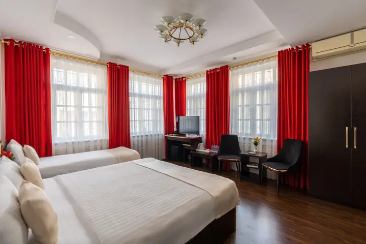 Трёхместный номер — Shoxjahon Hotel, 8