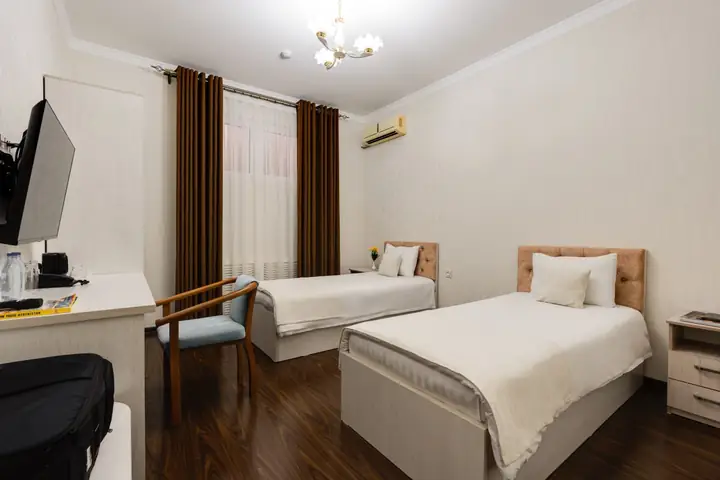 Двухместный номер с 2 отдельными кроватями — Shoxjahon Hotel, 8
